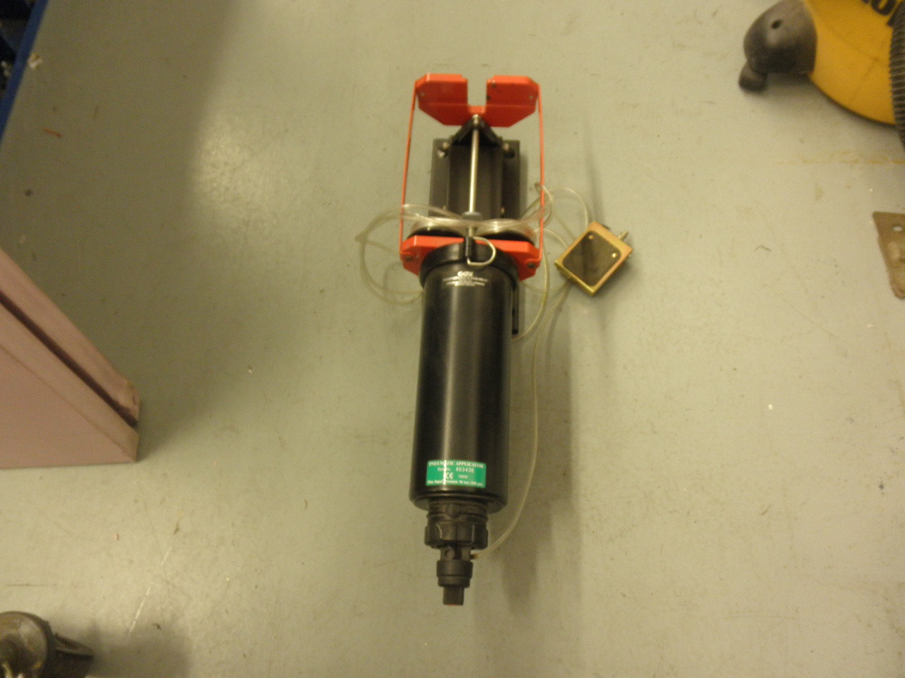 P.C Cox Ltd Pneumatic Applicator